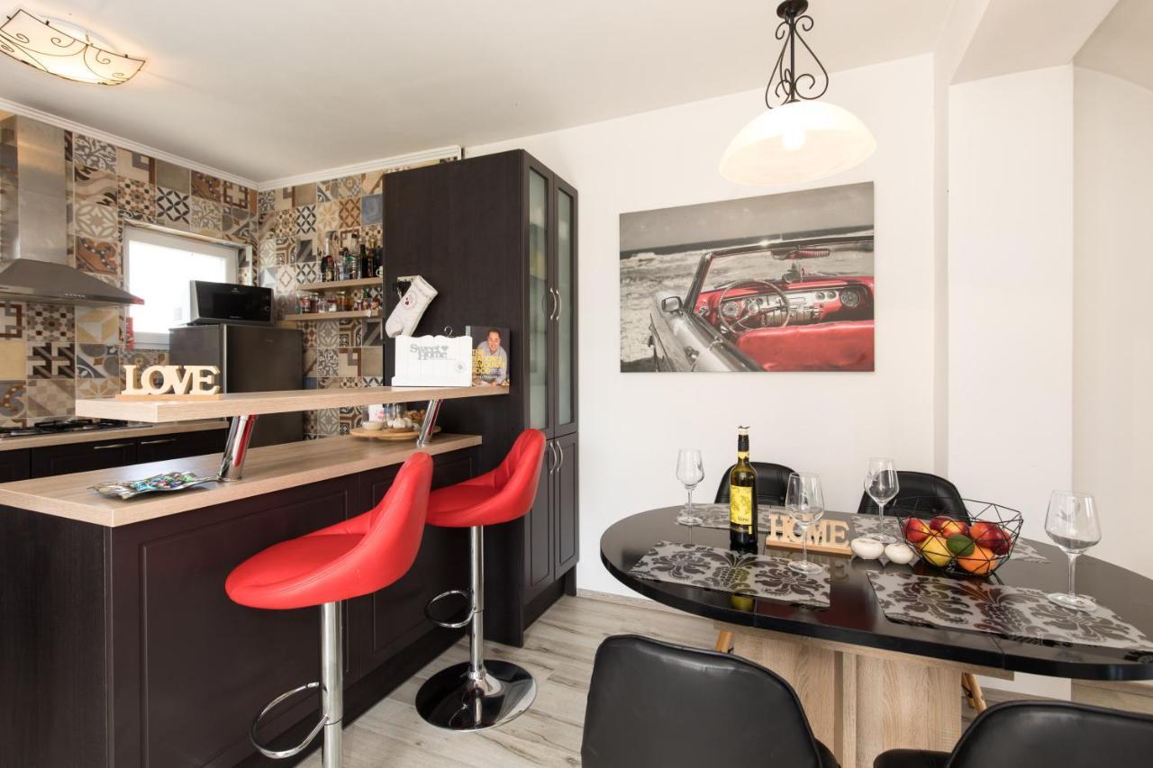 Chic Loft Appartment Krk Town Exterior photo